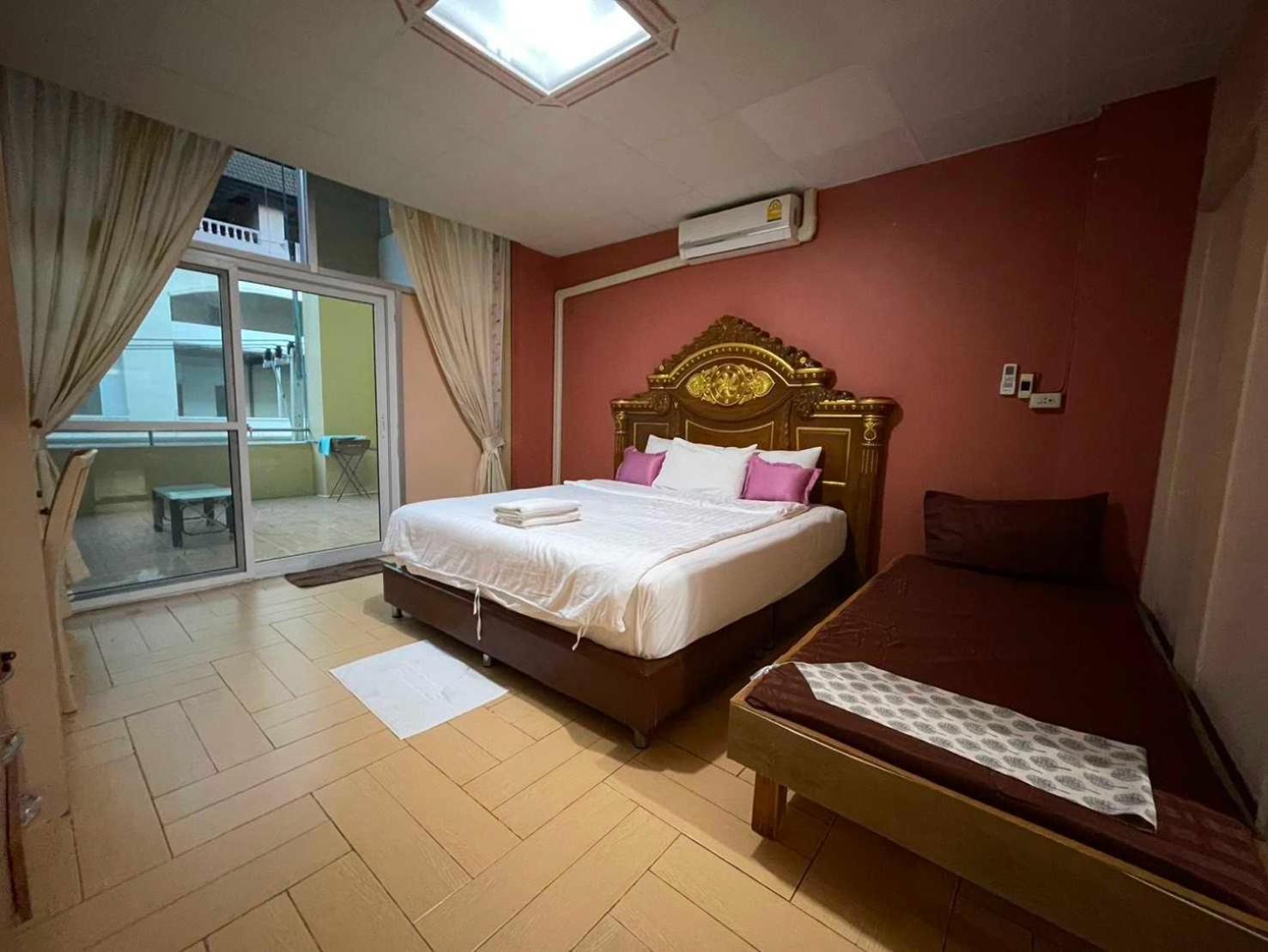 Oyo 75486 Anna Residence Jomtien Kültér fotó