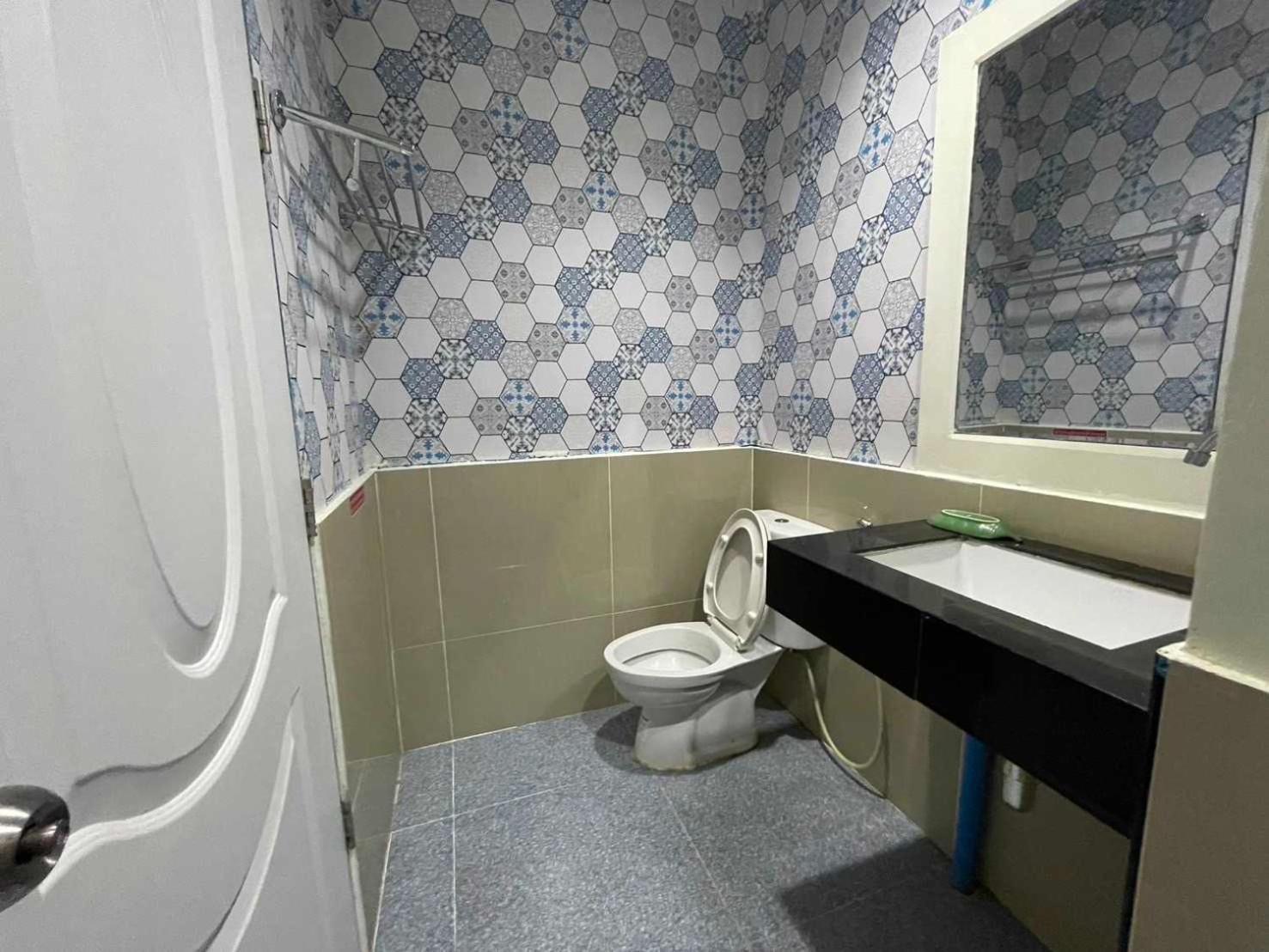 Oyo 75486 Anna Residence Jomtien Kültér fotó