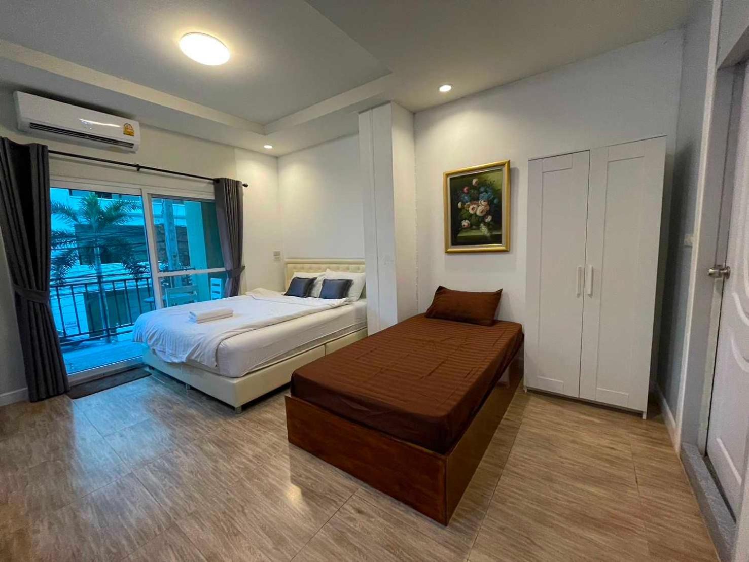Oyo 75486 Anna Residence Jomtien Kültér fotó