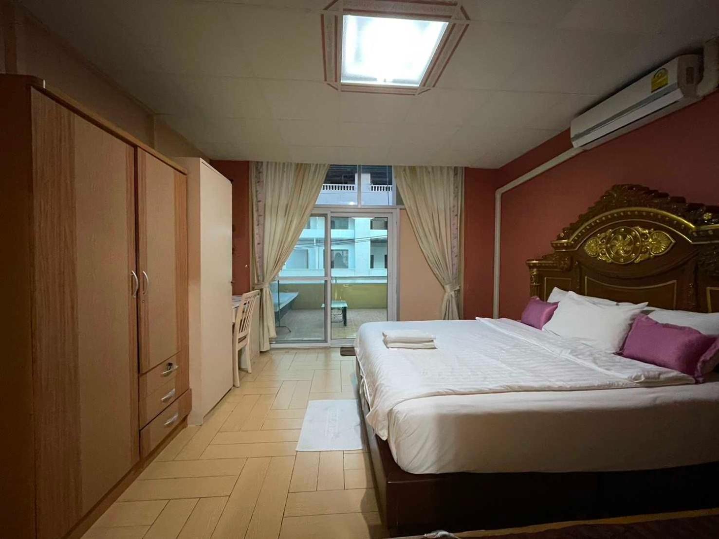 Oyo 75486 Anna Residence Jomtien Kültér fotó