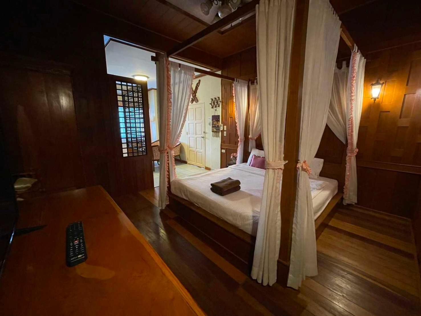 Oyo 75486 Anna Residence Jomtien Kültér fotó