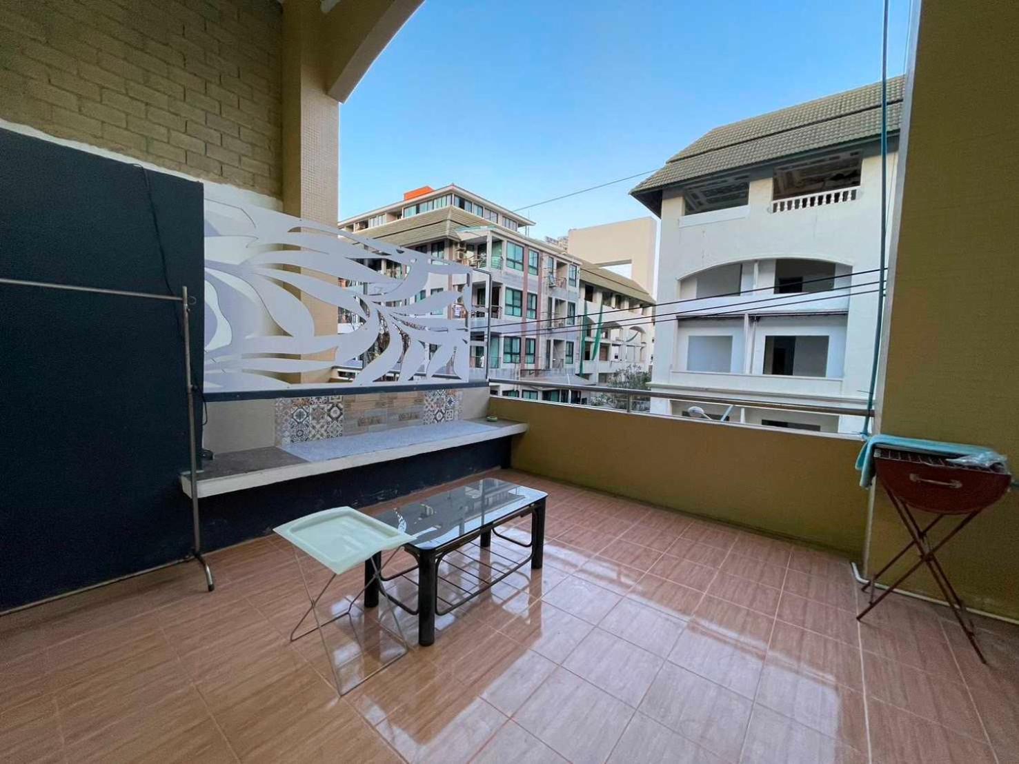 Oyo 75486 Anna Residence Jomtien Kültér fotó
