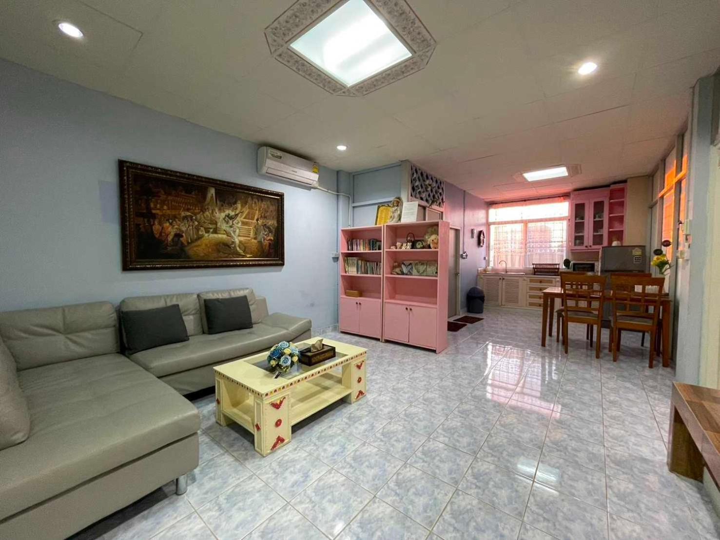 Oyo 75486 Anna Residence Jomtien Kültér fotó
