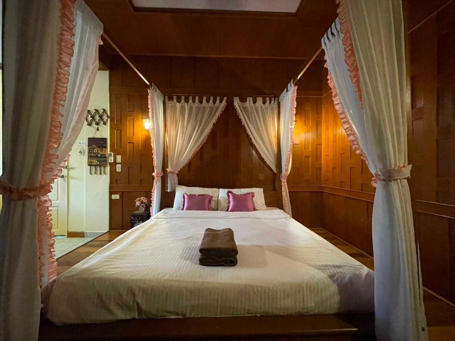 Oyo 75486 Anna Residence Jomtien Kültér fotó
