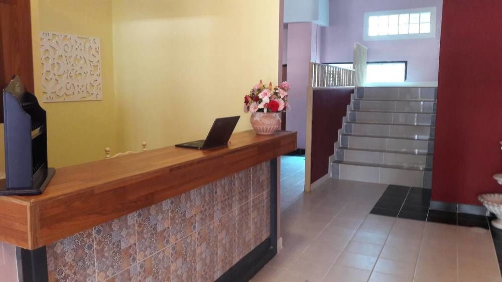 Oyo 75486 Anna Residence Jomtien Kültér fotó