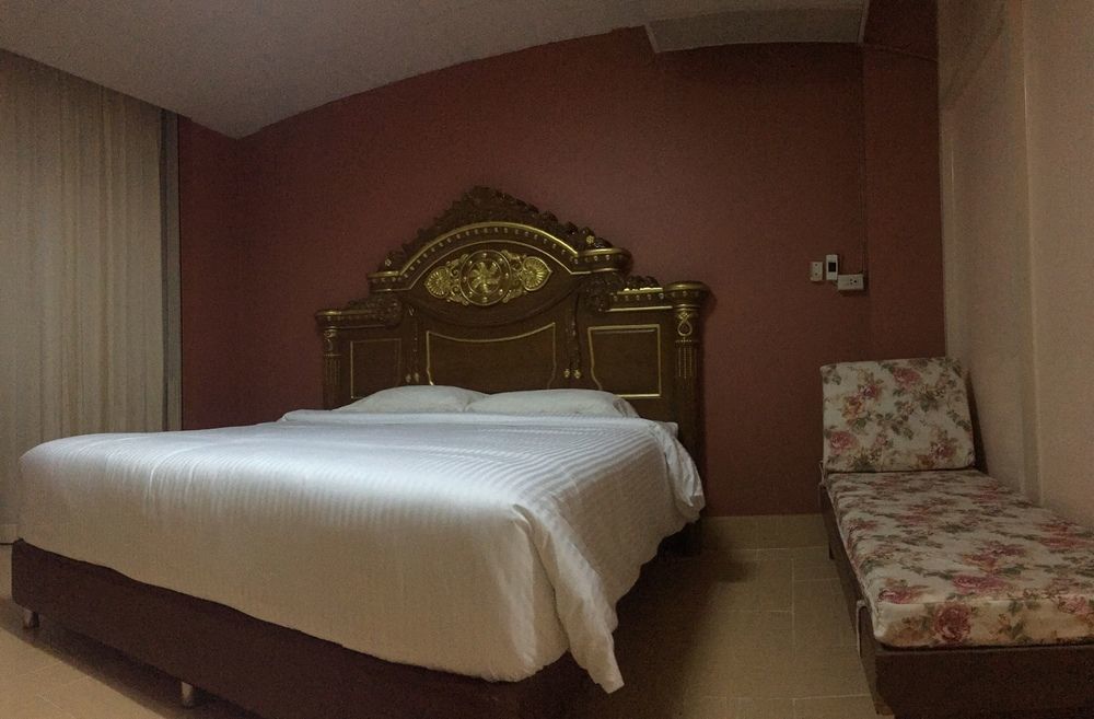 Oyo 75486 Anna Residence Jomtien Kültér fotó